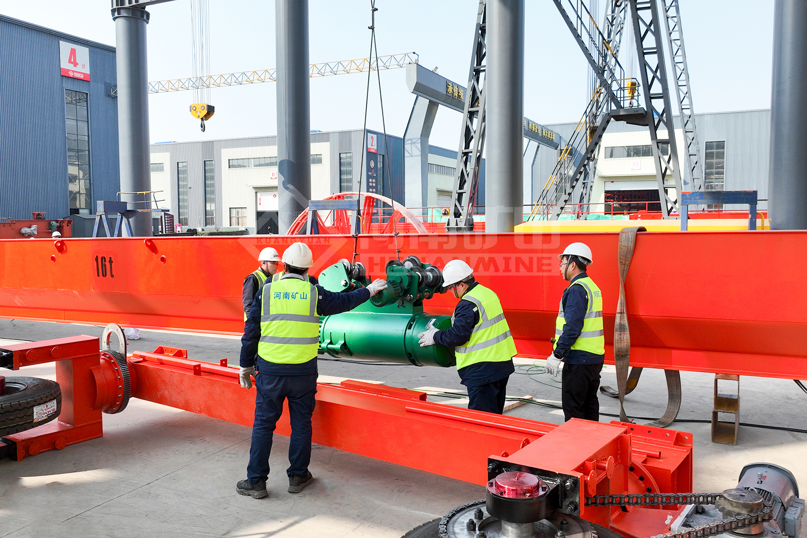 Inspection of a crane girder and travelling mechanism