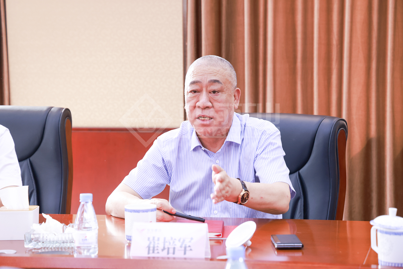Henan Mine Crane representative speaking at the Youfa meeting Henan Mine Crane representative speaking at the Youfa meeting