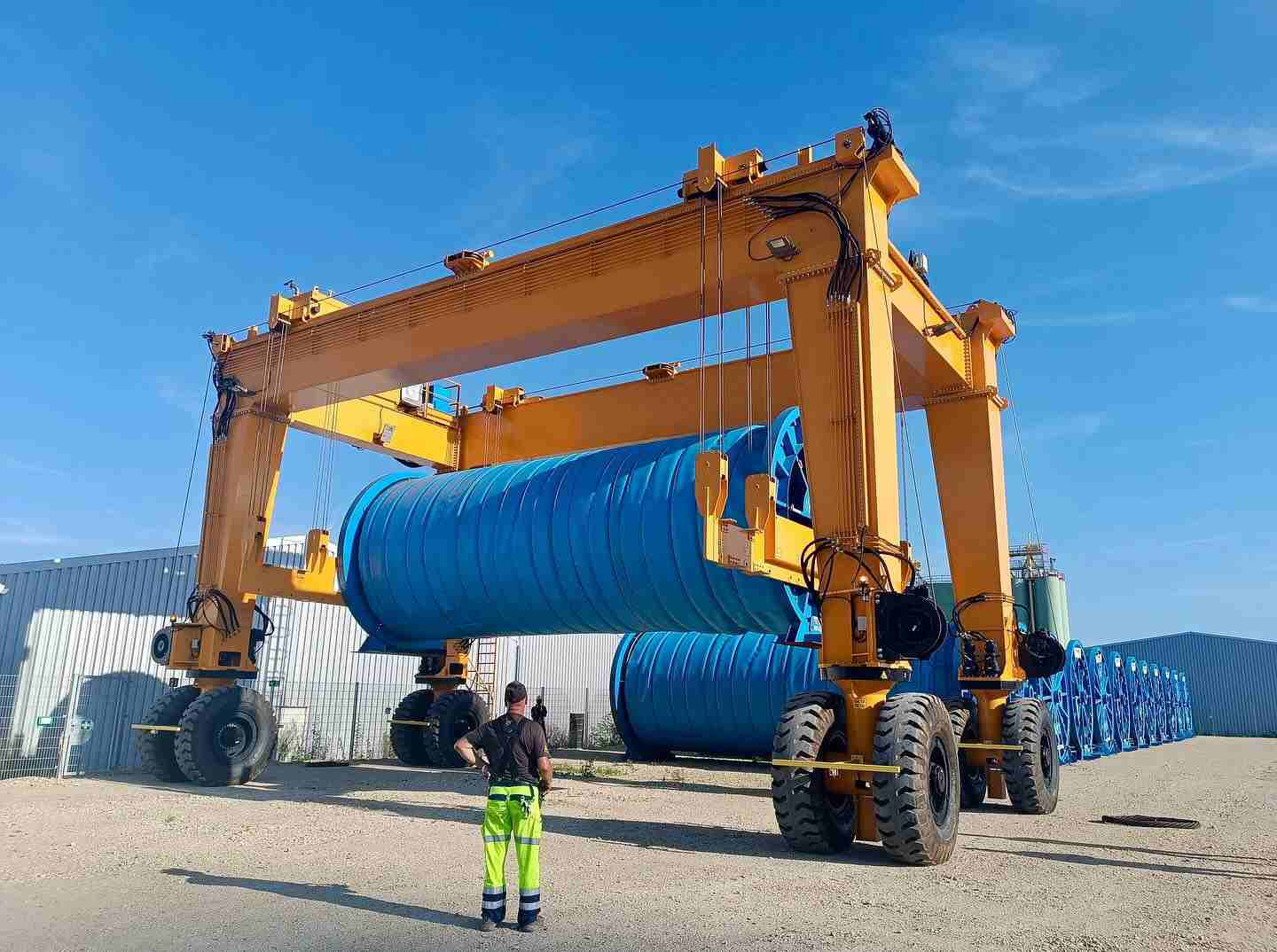 How to Choose a Rubber Tired Gantry Crane (RTG) Manufacturer
