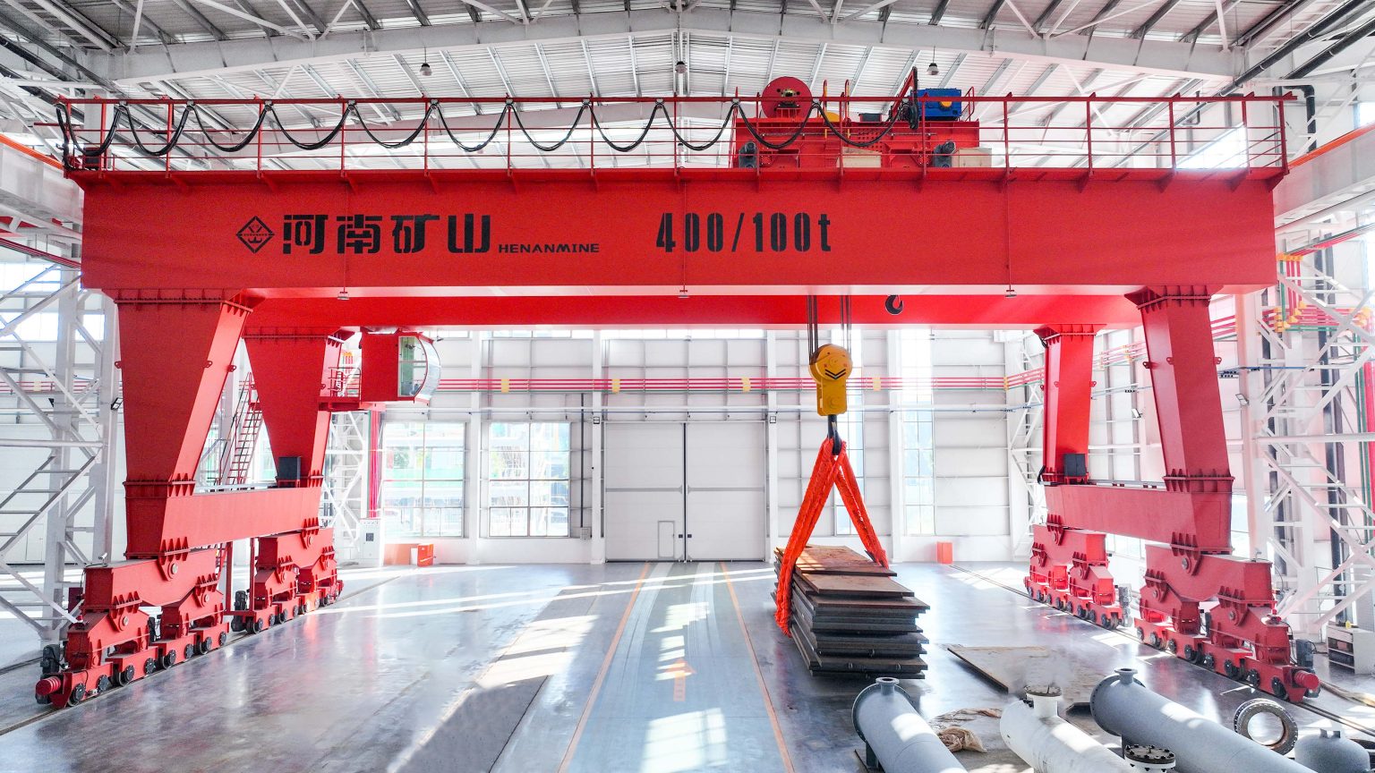 Custom Heavy Duty Gantry Crane for Global Chemical Projects