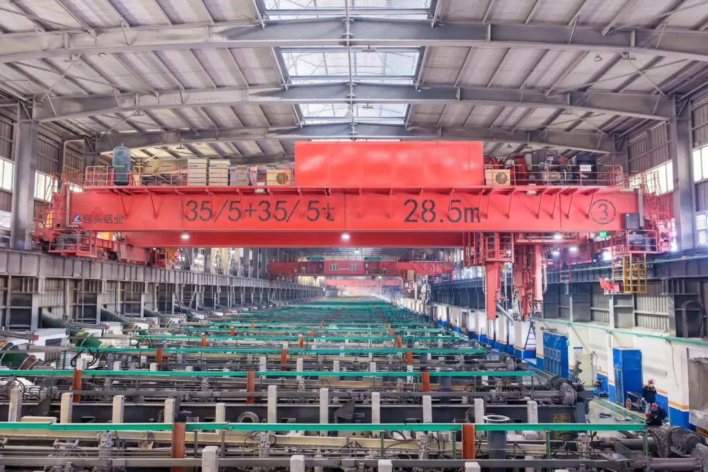 electrolytic aluminum multifunction crane system configuration