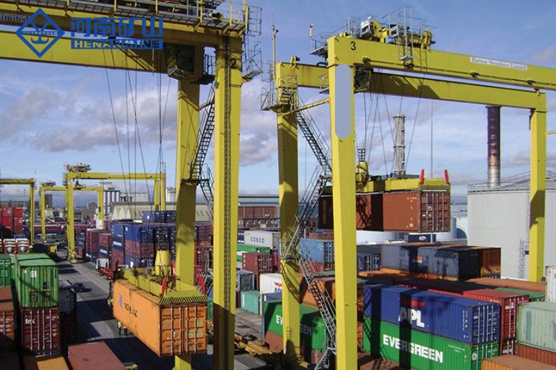 What Is a Gantry Crane? Types, Uses & Working Principle