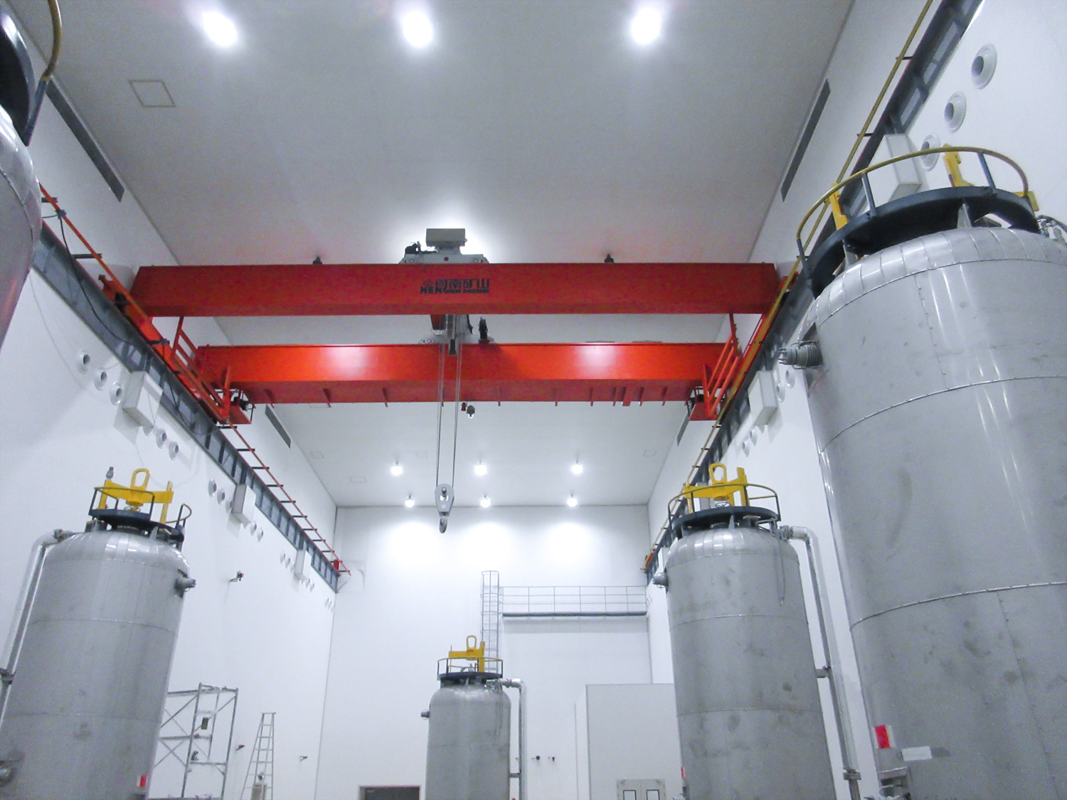 Henan Mine Crane clean explosion-proof fully automatic crane