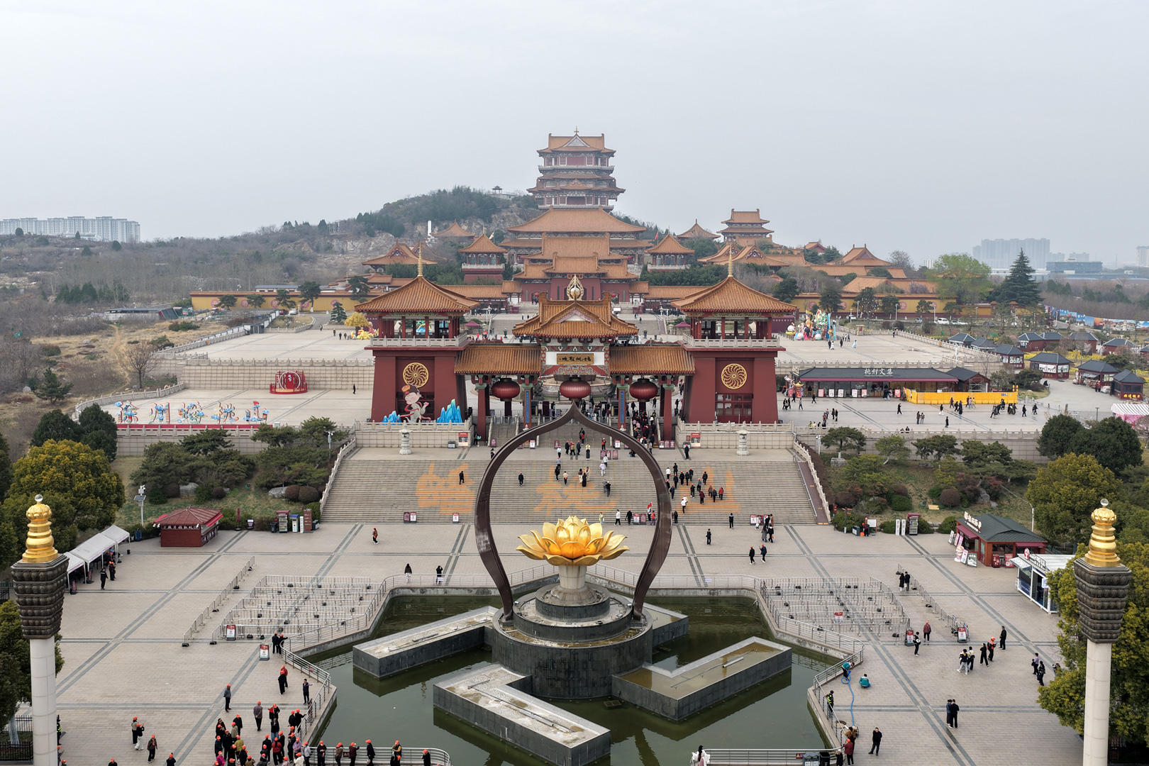 Thousands of Parents of Henan Mine Crane Employees Traveled to Xuzhou