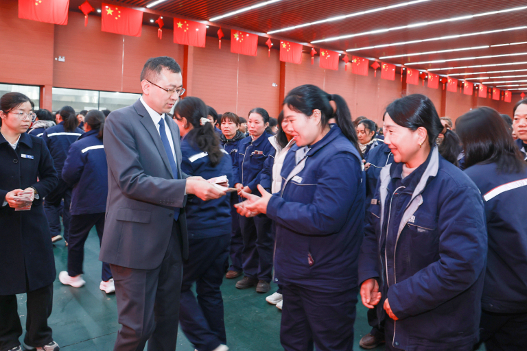 Henan Mine Crane Celebrates March 8 International Working Women’s Day