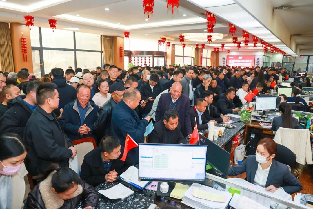 Henan Mine Crane - Welcome to the opening of the year!