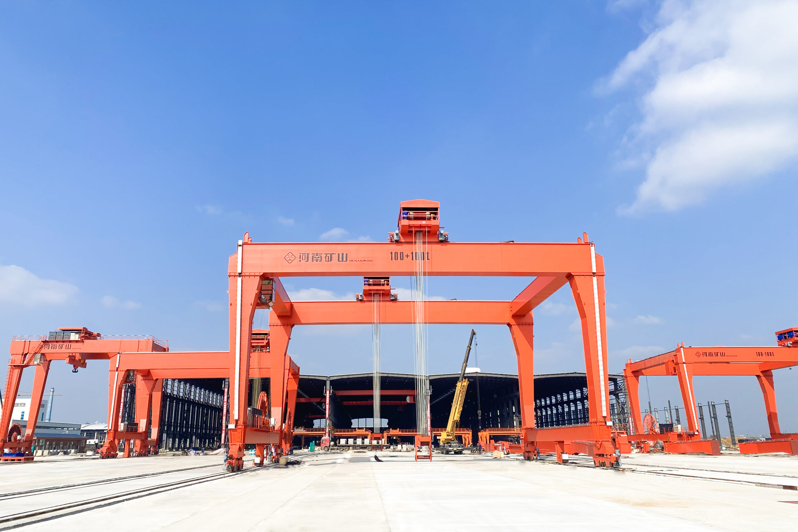 Henan Mine Crane-Manufactured Bridge Construction Specialized Crane