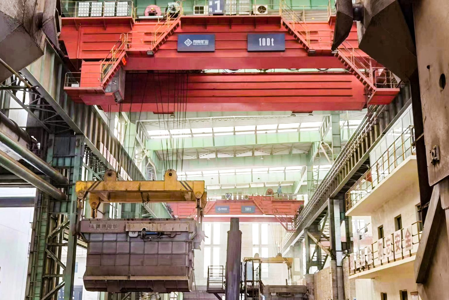 industrial overhead crane fleet for a high-capacity manufacturing plant