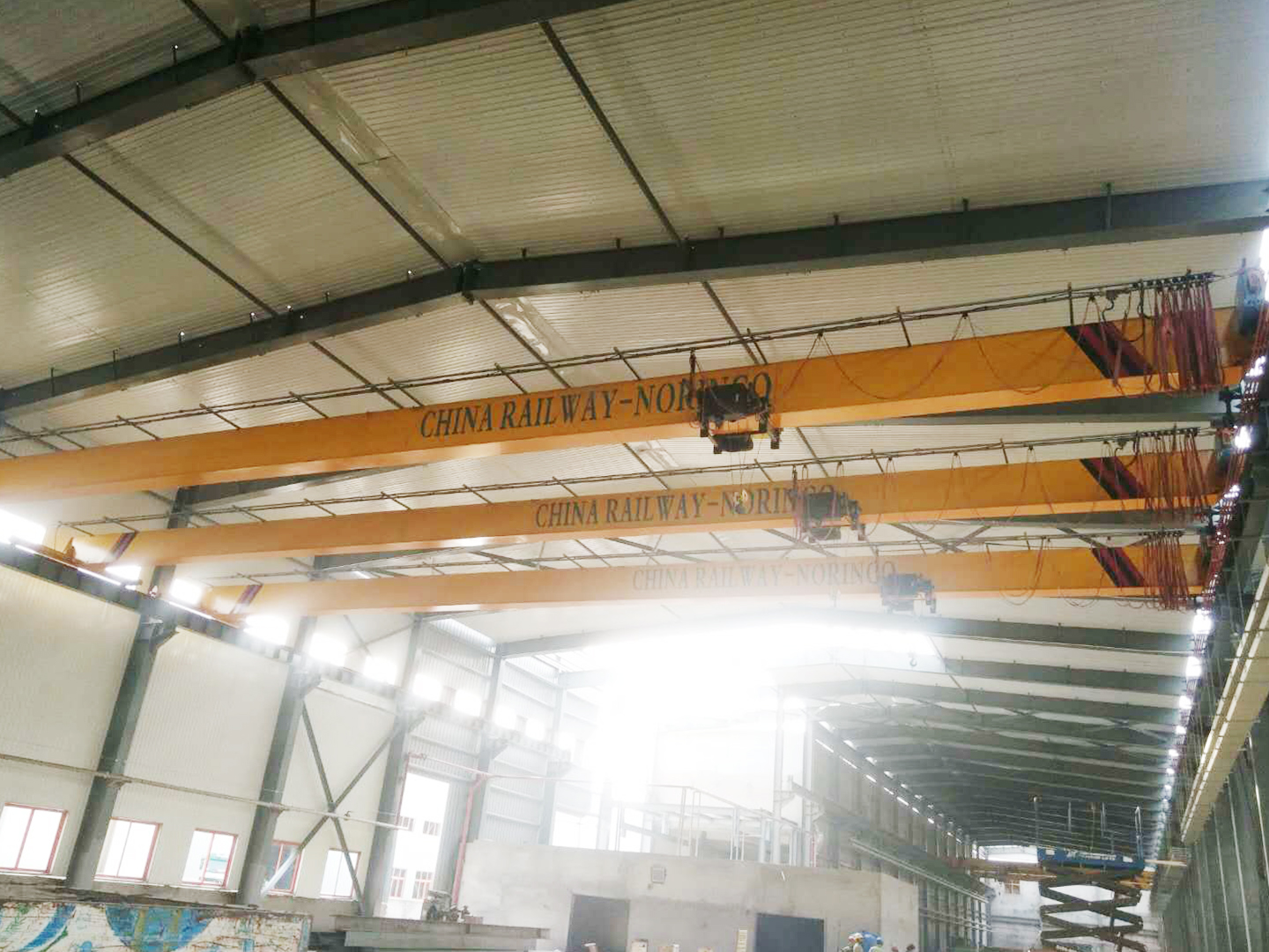 rail maintenance workshop overhead lifting equipment
