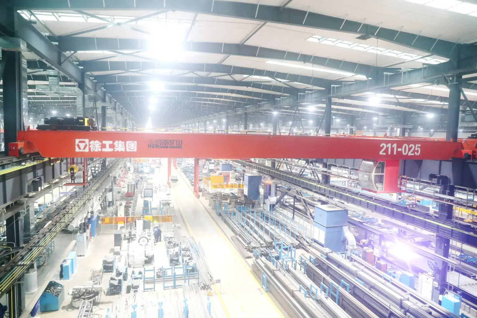 indoor intelligent crane installed for industrial manufacturing