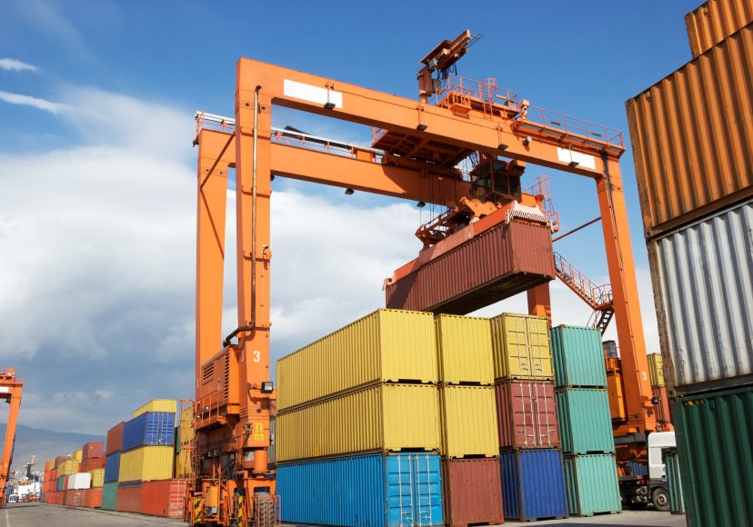 rubber-tyred gantry cranes operating in a container yard