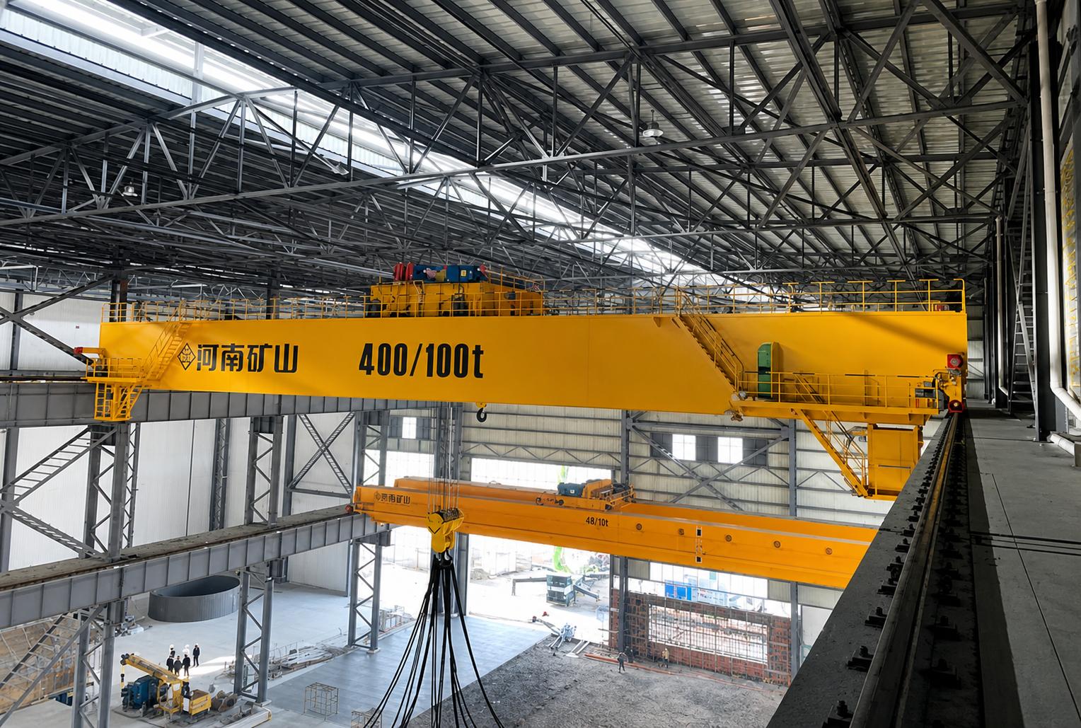 What Overhead Crane Design Works Best for Long Travel Distances