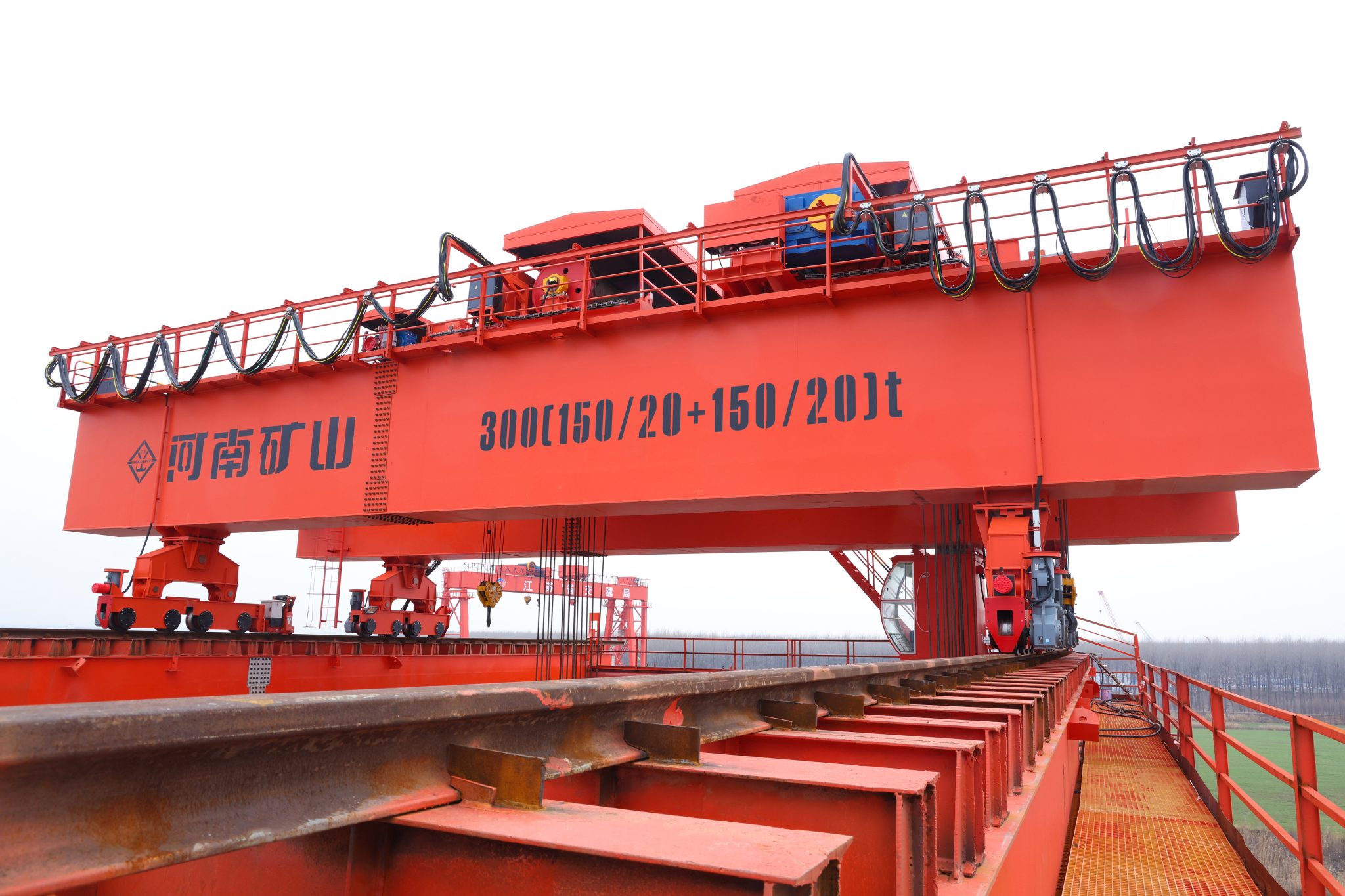 300 ton double girder overhead travelling crane for bridge construction