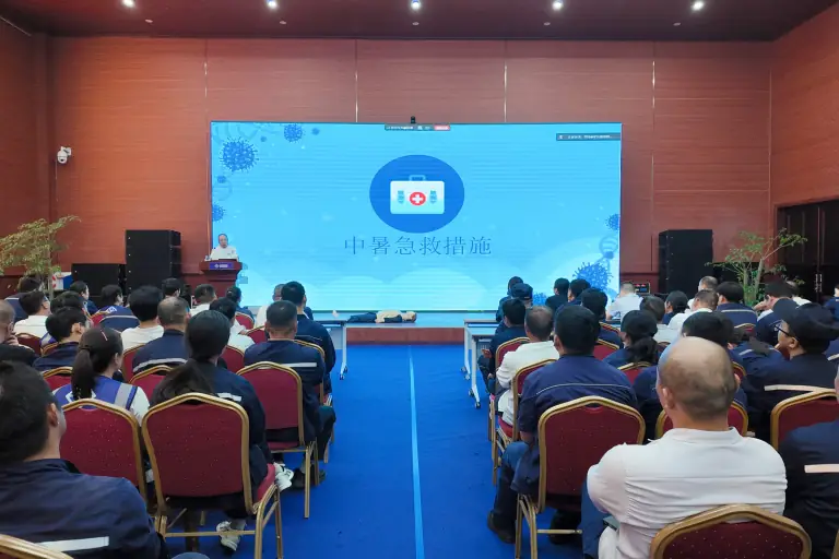 workplace safety training for crane manufacturer